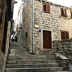 Santa Maria *