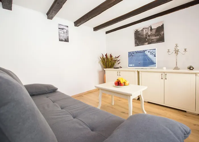 アパート サンタ マリア *