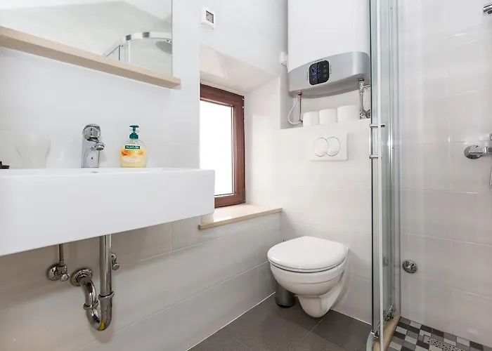 アパート サンタ マリア *